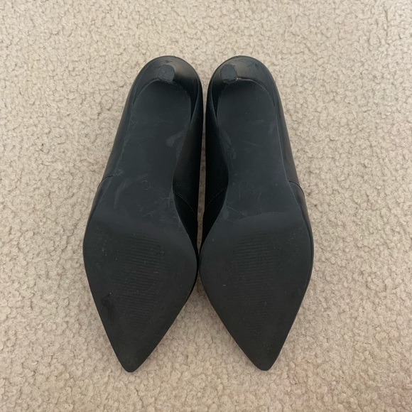 Cathy Jean Black Leather Pointed Heels - Picture 3 of 8